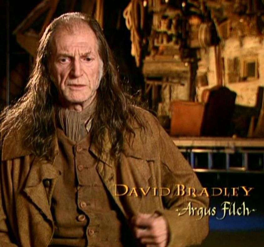 Argus Filch, Hogwart