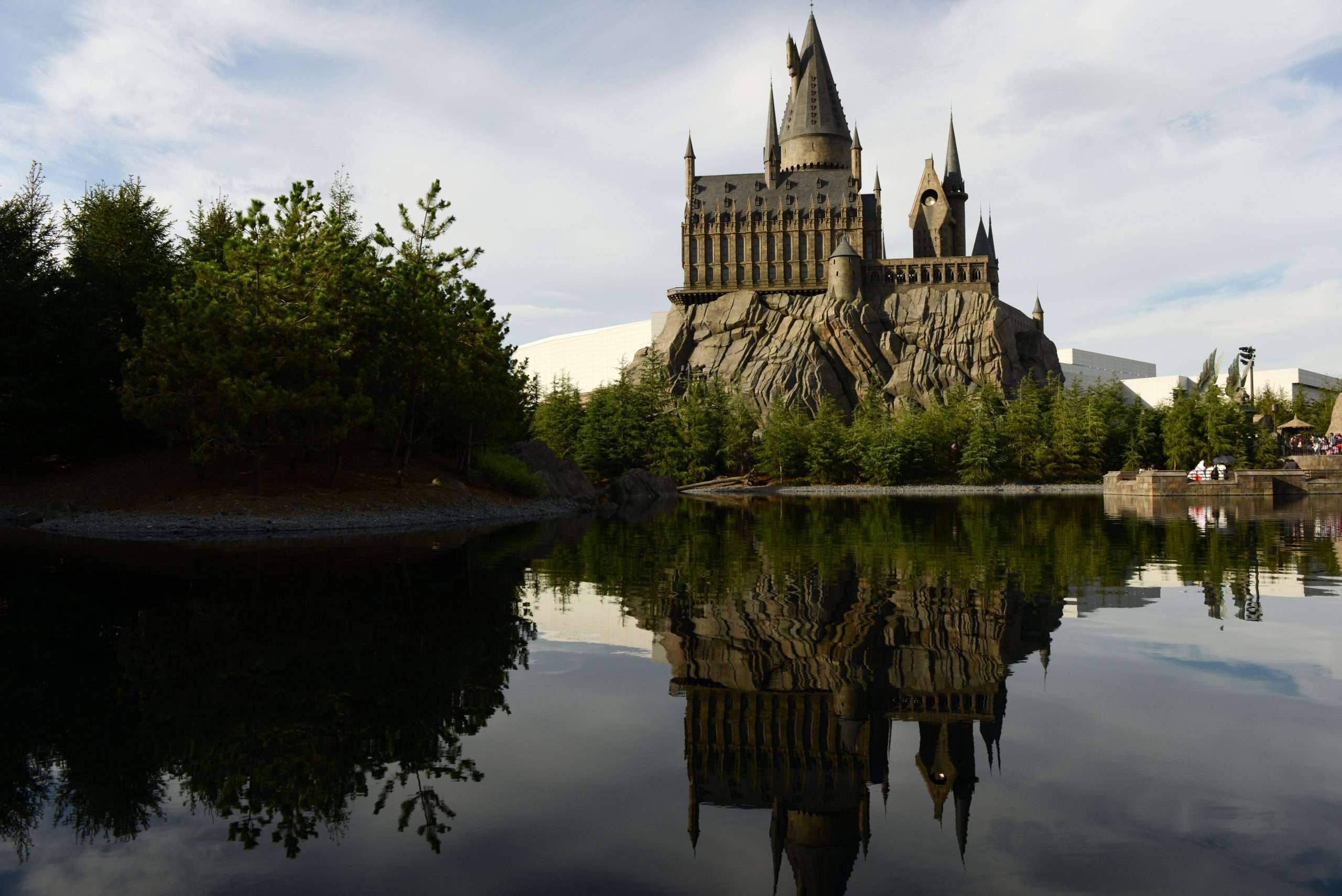 USJ touts wizardry of Harry Potter to win Japan casino ...