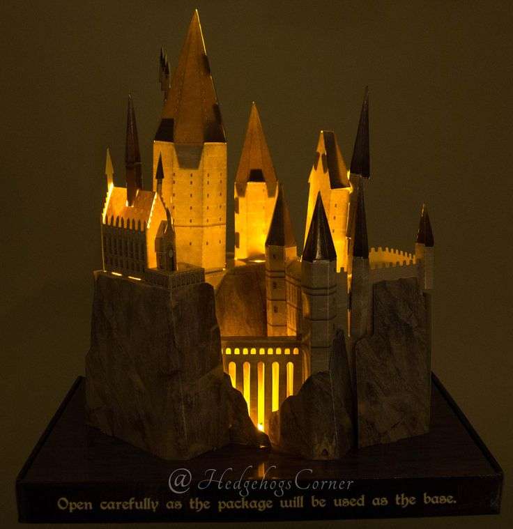 Wizarding World Harry Potter Build Your Own Hogwarts Castle Light UP ...